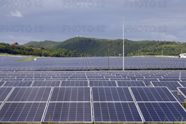 First solar power plant in Southeast Asia, San Carlos Solar Enger Inc, Ecozone San Carlos, future, exemplary project, energy generation, solar energy, green energy, photovoltaics, solar power, CO2 savings