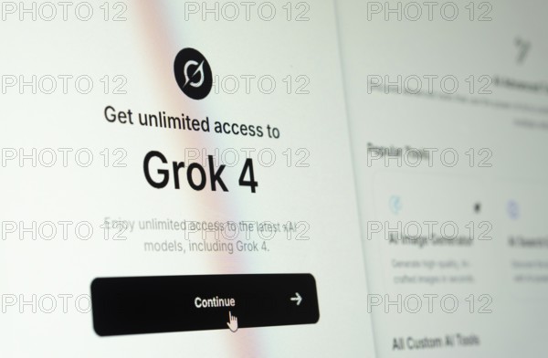 Offer for unlimited access to Grok 4, highlighting advanced xAI models