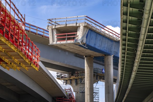 Motorway construction site at the Leverkusen-West junction, A1 and A59 motorways, new construction, reconstruction of the motorway junction due to the construction of the new Leverkusen Rhine Bridge, construction period until the end of 2027, North Rhine-Westphalia, Germany