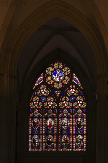 Interior view, stained glass window, coloured church windows, Cathédrale Notre-Dame de Bayeux, Bayeux, Calvados, France