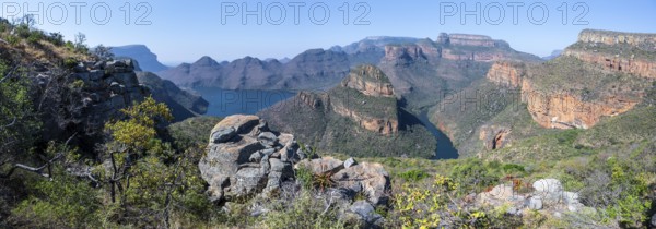 Panorama, Blyde River Canyon with Three Rondawels peak, view of canyon with Blyde River and Table Mountains, canyon landscape, Panorama Route, Mpumalanga, South Africa