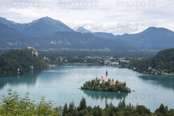 Lake Bled in north-west Slovenia with the famous island church of the Assumption of the Virgin Mary, Bled, Upper Carniola region (Gorenjska), Slovenia