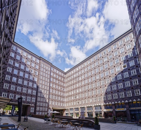 The Sprinkenhof is one of the office buildings constructed in Hamburg's city centre at the beginning of the 20th century. Springeltwiete leads through the inner courtyard of the building. The Kontorhaus district was listed as a UNESCO World Heritage Site in 2015. Hamburg, Germany
