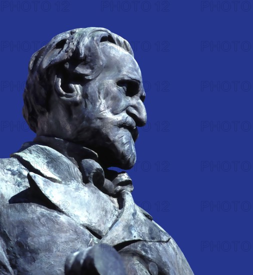 Verdi monument in front of Rocca dei Marchesi Pallavicino, now the city hall, with Teatro Giuseppe Verdi, the Giuseppe Verdi Theatre, Piazza Giuseppe Verdi, Busseto, Province of Parma, Emilia-Romagna, Italy