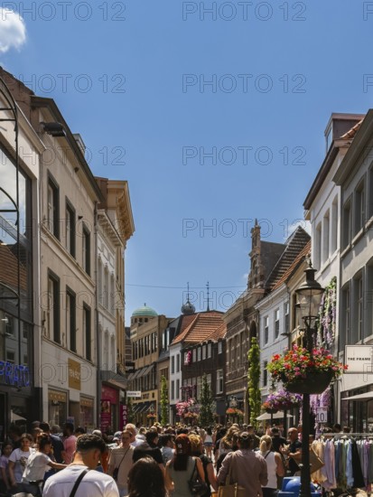 Many passers-by in the city centre of Venlo, Netherlands