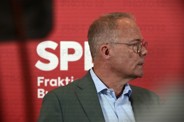 Matthias Miersch, Chairman of the SPD parliamentary group, at the press statement in front of the parliamentary group meeting room in the Reichstag