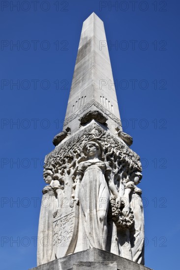 Alice monument, also known as the Alice obelisk, designed by Ludwig Habich, Franz Rank and Adolf Zeller, Darmstadt, Hesse, Germany