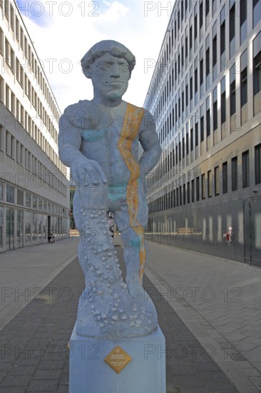 Hallescher Schweinehirt by Carsten Theumer 2023, modern art, sculpture, shepherd, shepherd with leg, Halle an der Saale, Saxony-Anhalt, Germany