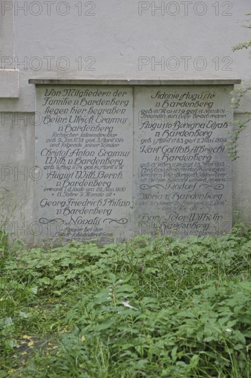 Grave slabs of the Hardenberg family, Novalis monument to writer and philosopher Friedrich von Hardenberg, gravesite, inscription, cemetery, Weißenfels, Saxony-Anhalt, Germany
