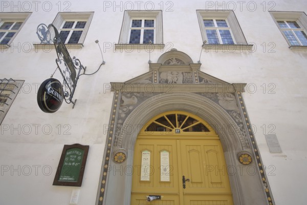Portal to the Geleitshaus built in 1552 with Guinness nose shield, Renaissance, Gustav Adolf Museum, nose shield, Tor tor, Weißenfels, Saxony-Anhalt, Germany