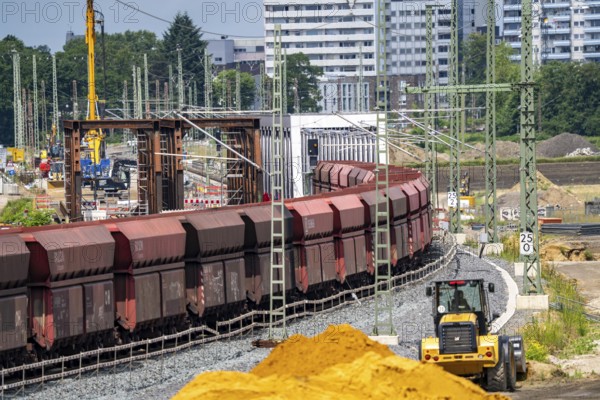 Reconstruction, extension of the Emmerich-Oberhausen railway line, three tracks, including 47 new or adapted bridges, here the new construction of railway bridges over the Lippe near Wesel, currently only 1 track in operation, goods train, the old bridges are replaced by new ones, extension of the Dutch Betuwe line from the port of Rotterdam, part of the European freight transport corridor Rotterdam-Genoa, 1300 KM long, Wesel, North Rhine-Westphalia, Germany