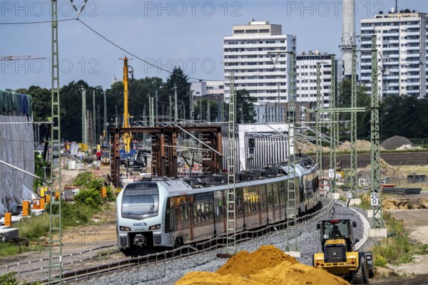 Reconstruction, extension of the Emmerich-Oberhausen railway line, three tracks, including 47 new or adapted bridges, here the new construction of railway bridges over the Lippe near Wesel, currently only 1 track in operation, VIAS regional express, the old bridges are being replaced by new ones, extension of the Dutch Betuwe line from the port of Rotterdam, part of the European freight corridor Rotterdam-Genoa, 1300 KM long, Wesel, North Rhine-Westphalia, Germany