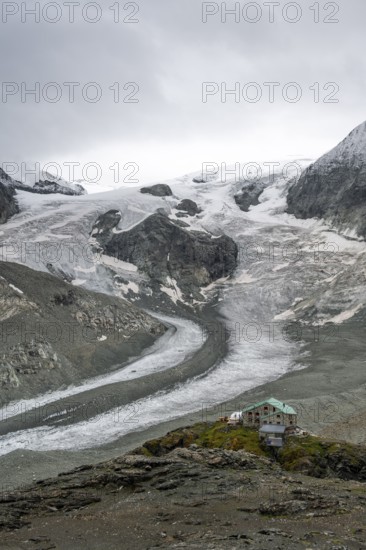 Mountain hut Cabane des Dix in front of glacier Glacier de Cheilon, Valais Alps, Valais, Switzerland