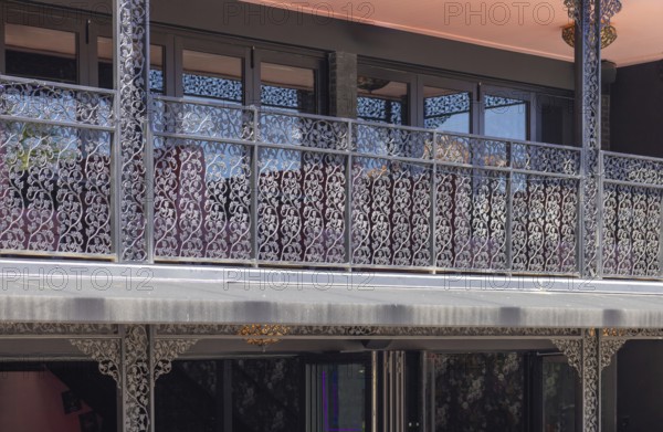 Fort Lauderdale, Las Olas Boulevard, travel attraction with shops, restaurants and entertainment