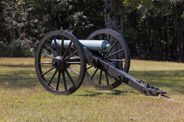Cannon on the battlefield at the Shiloh National Military Park in Pittsburg Landing, Tennessee