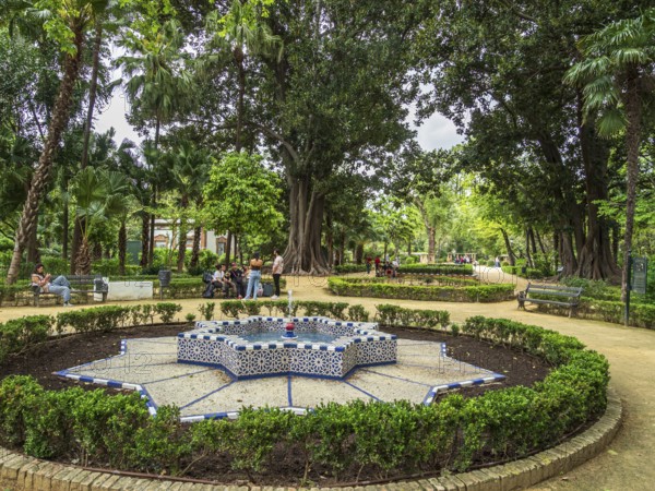 Botanic garden at the plaza espana, fountain, Seville, Andalusia, Spain