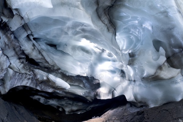 Ishellir ice cave, Hrafntinnusker, Landmannalaugar, Iceland