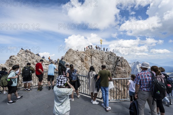 Tourists on the viewing platform at the summit of the Zugspitze, overtourism, mountain station of the Bavarian Zugspitze railway, Wetterstein Mountains, Northern Limestone Alps, Bavaria, Germany