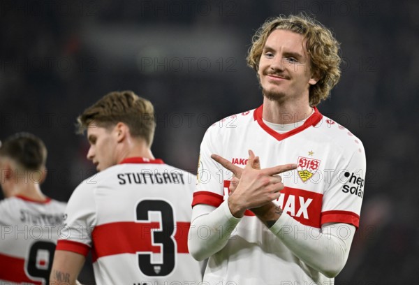 Goal celebration Nick Woltemade VfB Stuttgart (11) Ramon Hendriks VfB Stuttgart (03) Ermedin Demirovic VfB Stuttgart (09) MHPArena, MHP Arena Stuttgart, Baden-Württemberg, Germany