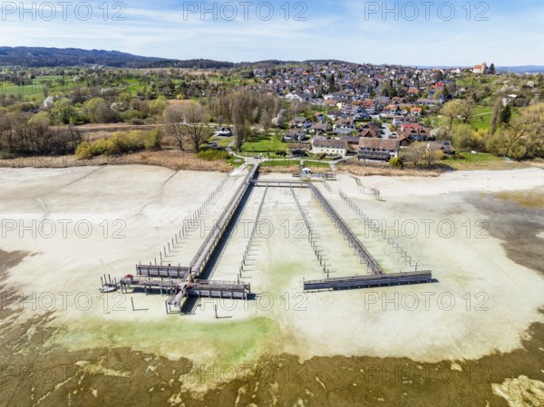 Aerial view of the Höri peninsula with the Lake Constance community of Horn at low tide and the dried-up boat harbour, Lake Constance, Constance district, Baden-Württemberg, Germany