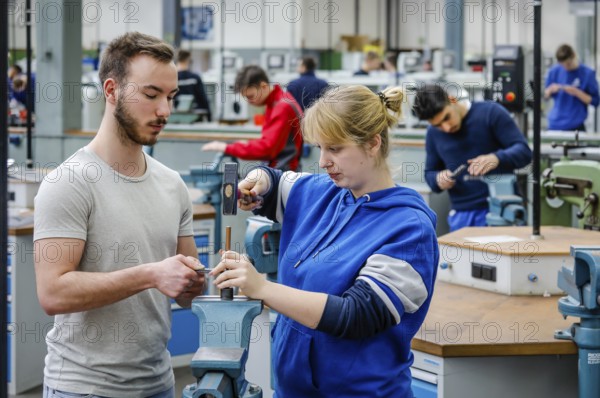 Remscheid, North Rhine-Westphalia, Germany - Trainees in the metalworking trades here during basic training, Remscheid Vocational Training Centre for the Metal and Electrical Industry. - FOR EDITORIAL USE ONLY!