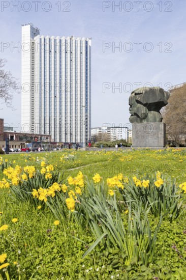 Karl Marx Monument and Congress Hotel next to the civic hall, Chemnitz, Saxony, Germany