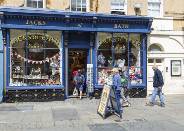 Jacks of Bath tourist souvenir shop, Abbey Church Yard, city of Bath, north east Somerset, England, UK