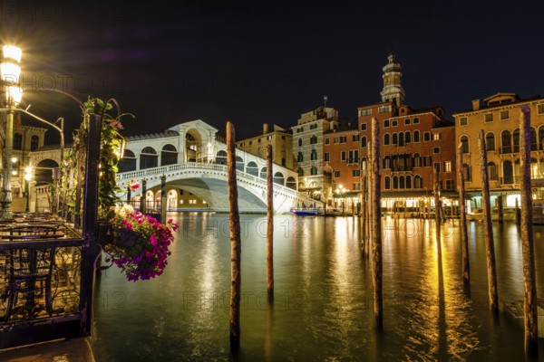 Rialto Bridge, Canal Grande at night, Venice, Veneto, Italy