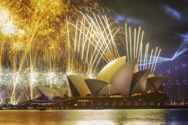 Sydney 2021 Australia Day fireworks in the harbor