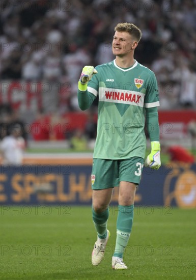 Goal celebration Goalkeeper Alexander Nübel VfB Stuttgart (33) Gesture Gesture MHPArena, MHP Arena Stuttgart, Baden-Württemberg, Germany
