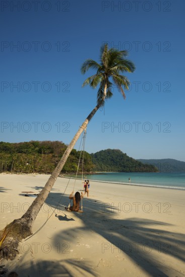 Sandy beach beach with coconut palms, Haad Khlong Hin Beach, Koh Kood, Koh Kut, Gulf of Thailand, Thailand