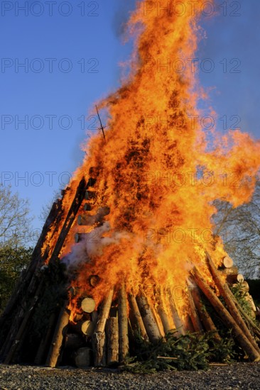 Easter fire, custom, fire, Easter, pyre, flames, burning, burning logs, wood, bonfire, romance, flying sparks, fire hazard, Christian tradition, Hesse, Federal Republic of Germany