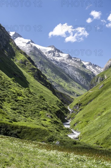 View of Großer Schober and Rötspitze, Umbaltal, Hohe Tauern National Park, East Tyrol, Tyrol, Austria