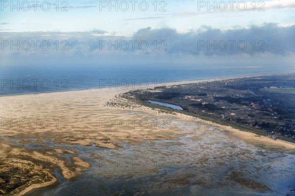 Kniepsand sandbank, coastline near Wittdün, aerial view, North Frisian island of Amrum, Schleswig-Holstein Wadden Sea National Park, North Sea, Schleswig-Holstein, Germany