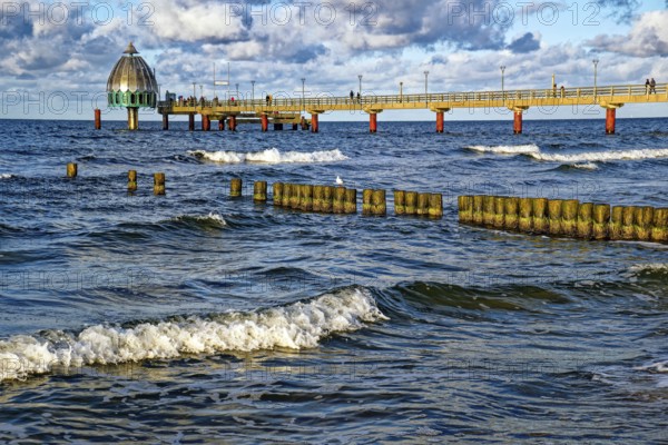 Diving gondola at the Zingst pier, cloudy mood and waves, Baltic Sea coast, Zingst, Fischland-Darß-Zingst peninsula, Mecklenburg-Western Pomerania, Germany