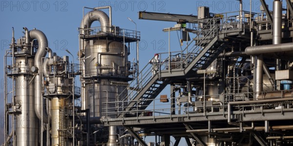 Worker on a line at the Ineos chemical plant, Moers, North Rhine-Westphalia, Germany