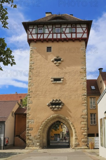 Reutlingen garden gate, first mentioned as the New Tor tor in 1392. historic building, town gate, half-timbered, Reutlingen, Baden-Württemberg, Germany