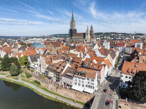 Aerial view of Ulm's historic city centre with the Danube and the cathedral, Ulm, Baden-Württemberg, Germany