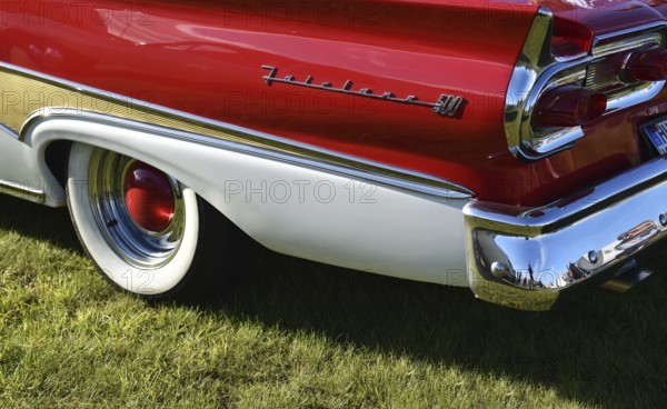 Ford Fairlane 500, Skyliner, 1958, with whitewall tyres, at a classic car meeting in Büsum, Germany