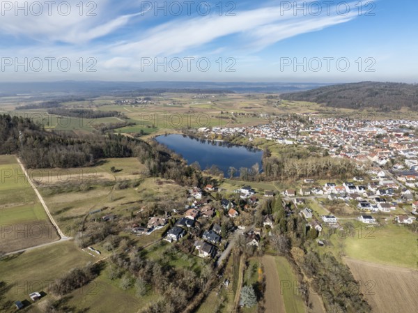 Aerial view of the municipality of Steißlingen with the natural bathing lake Steißlinger See, Hegau, district of Constance, Baden-Württemberg, Germany