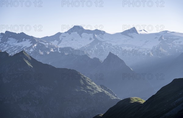 Alpine panorama, view from the Bachlenkenkopf, Großer Geiger and Großvenediger, high mountains, Venediger Group, Hohe Tauern, Austria
