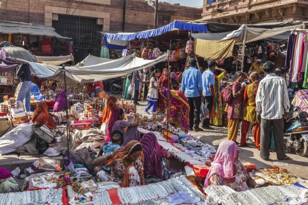 JODHPUR, INDIA, NOVEMBER 26, 2012: People in Indian street market in Jodhpur, Rajasthan, India