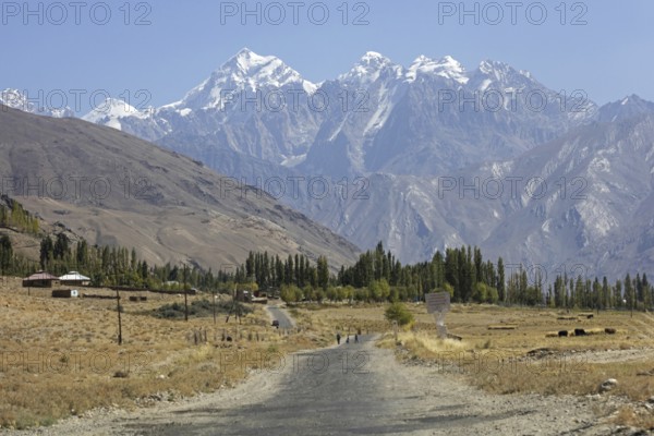 Snow covered mountain peaks of the Pamir Mountains, Pamirs and the Pamir Highway, M41 in the Gorno-Badakhshan province, Tajikistan