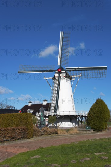 Mill, grain mill, Olle Widde, Old White, Ten Post, Groningen, Netherlands