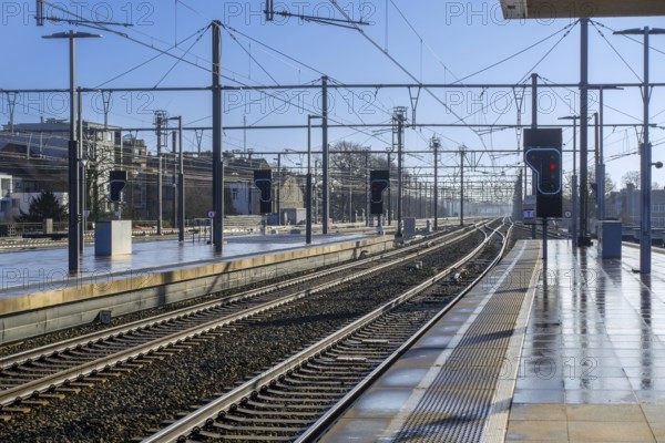 Empty train platform in the Gent-Sint-Pieters railway station in Ghent during NMBS-SNCB public transportation strike, East Flanders, Belgium