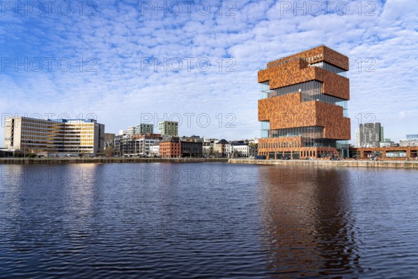 The MAS, Museum aan de Stroom, Museum am Strom, Bonapartdok, harbour basin, old harbour district, Het Eilandje of Antwerp, formerly disreputable, dingy district, now modern, hip district, with lots of culture, living space, leisure, gastronomy, trendy district, Flanders, Belgium