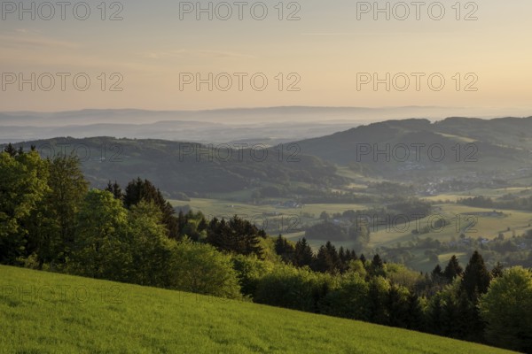 Sunrise on the Habetsberg near Plankenstein Castle, Texingtal, Mostviertel, Lower Austria, Austria