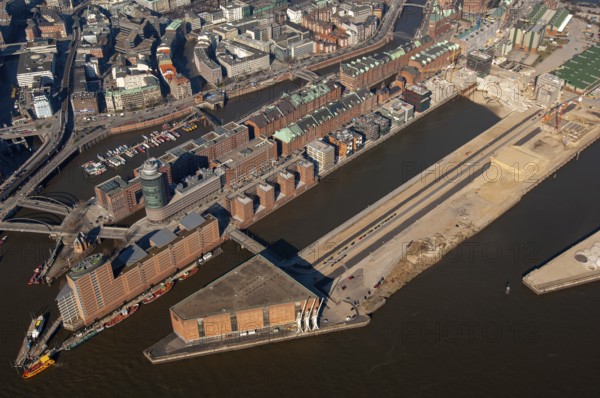 Aerial view, historical, Elbe Philharmonic Hall, warehouse, harbour city, Speicherstadt