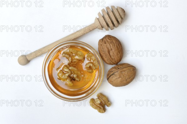 Walnuts in blossom honey, honey and walnuts