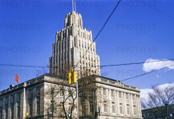 1920s architecture of the Forsyth County Courthouse, Winston Salem, North Carolina, USA, c. 1953